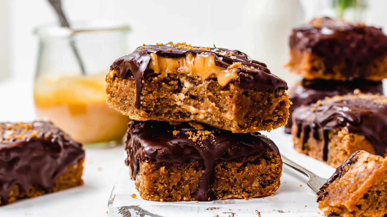 Salted Caramel Blondies Bar: A Decadent Dessert for Every Occasion